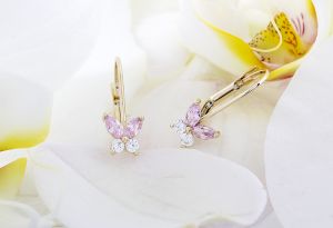 Arany gyermekfülbevaló rózsaszín-fehér kővel x.-a140.4.10s-r - Arany gyerek fülbevaló