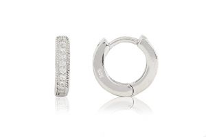 Ezüst baba fülbevaló bepattintós karika köves díszítéssel - Arany baba fülbevalók